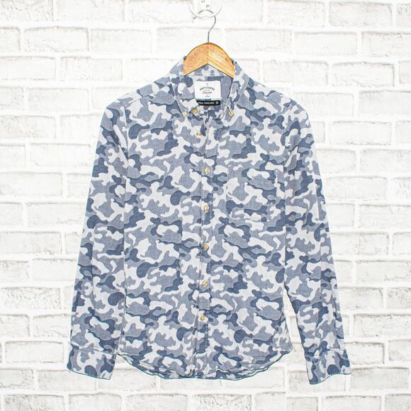 Portuguese Flannel Other - PORTUGUESE Flannel Blue Camo Button up Shirt Size Small